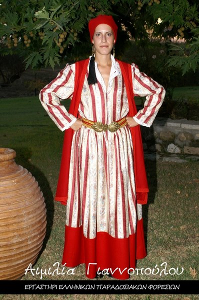 Γυναικεία Παραδοσιακή Φορεσιά Τσακωνιάς